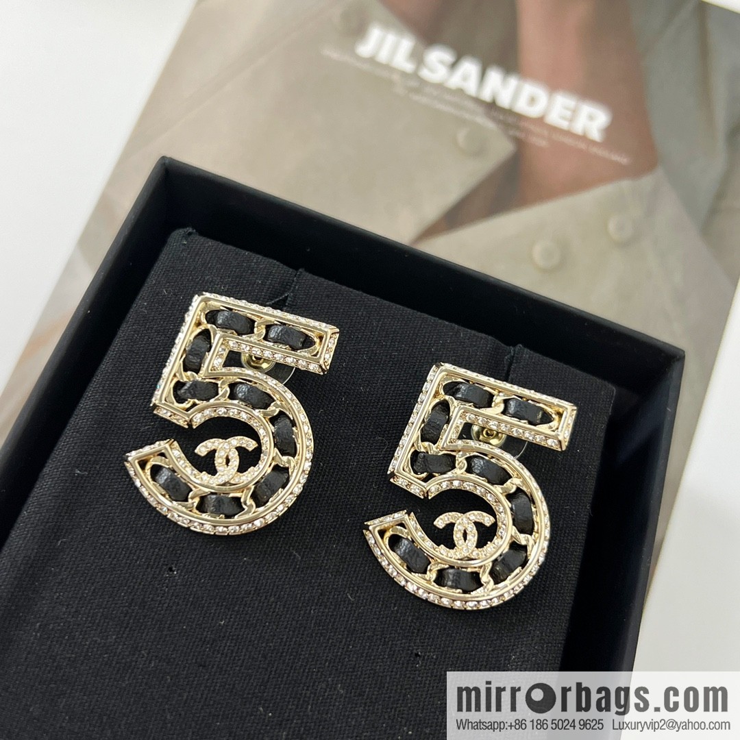 New ☑️ Chanel double c black leather rope 5 character earrings