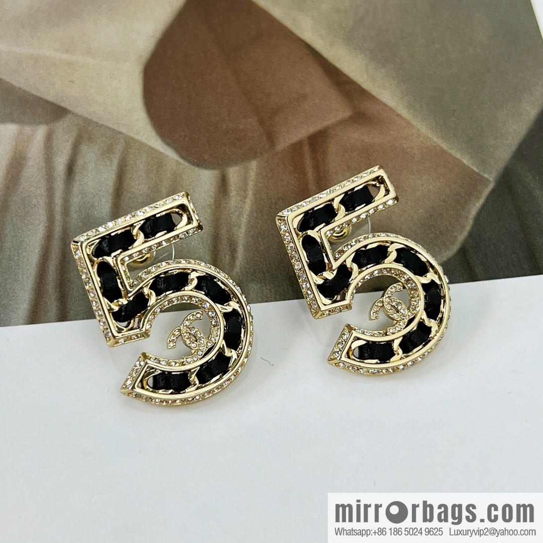 New ☑️ Chanel double c black leather rope 5 character earrings