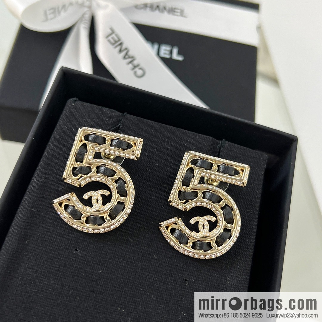 New ☑️ Chanel double c black leather rope 5 character earrings