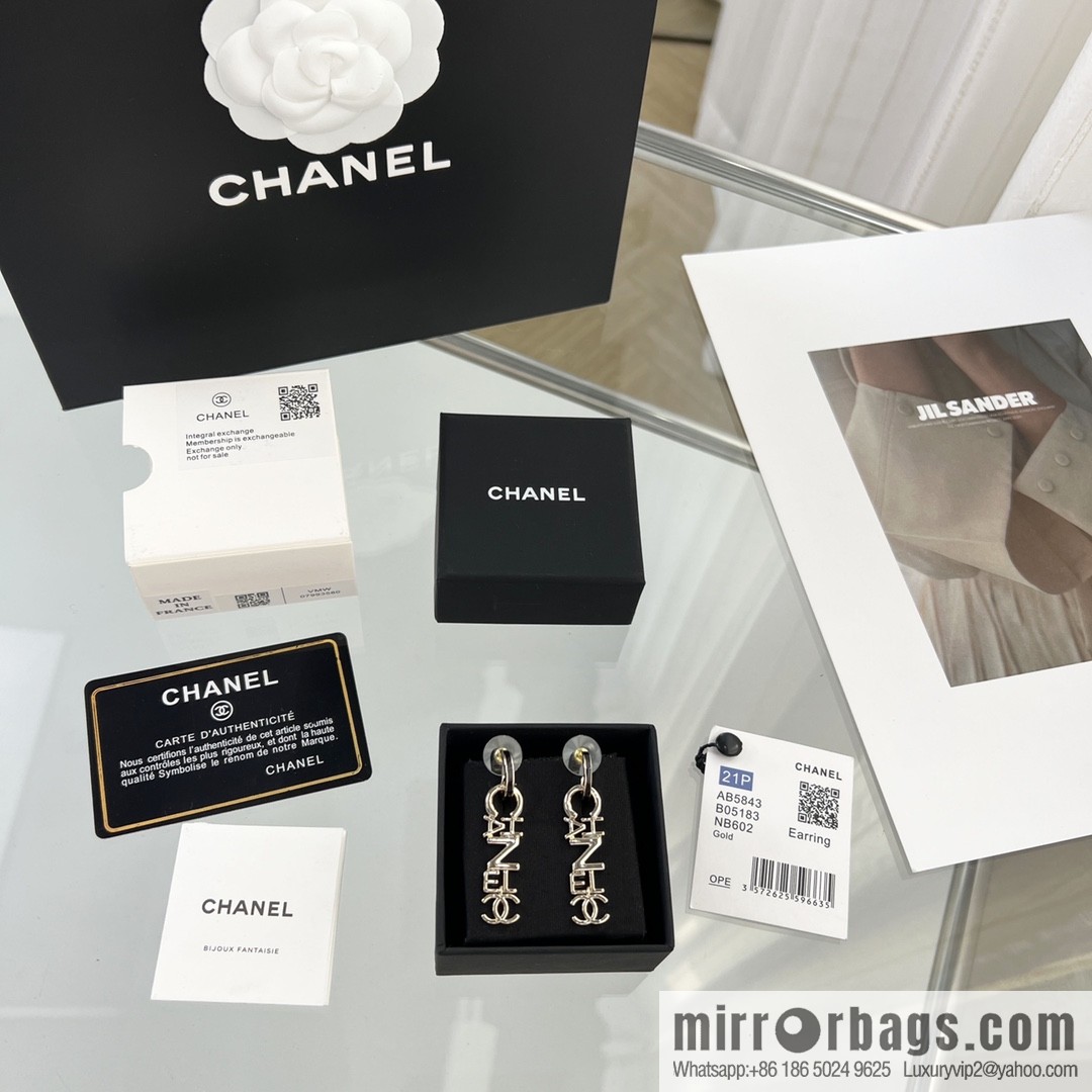 New ☑️ Chanel gold double c letter stud earrings