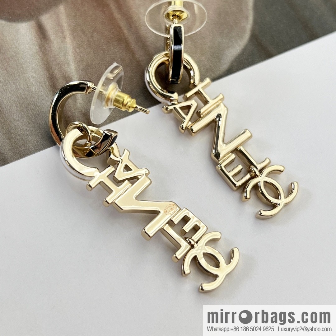 New ☑️ Chanel gold double c letter stud earrings
