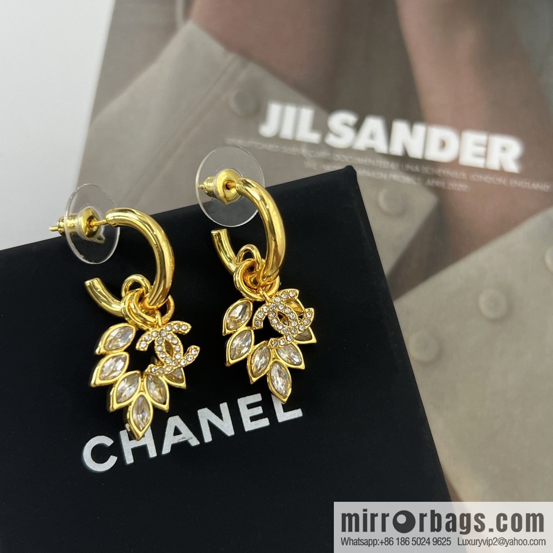 New ☑️ Chanel gold double c wheat stud earrings
