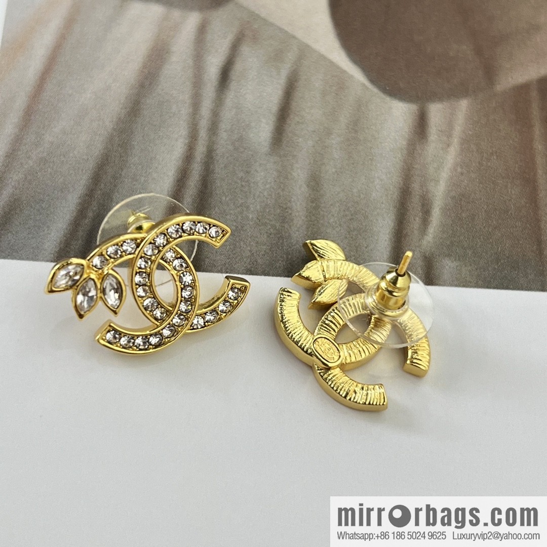 New ☑️ Chanel gold double c wheat stud earrings