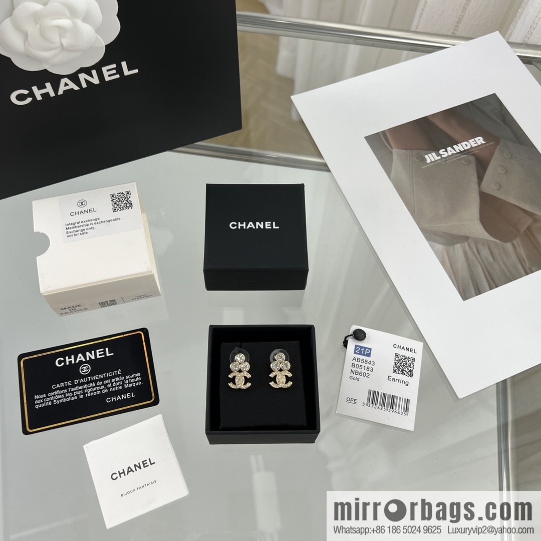 New ☑️ Chanel double c three-diamond stud earrings