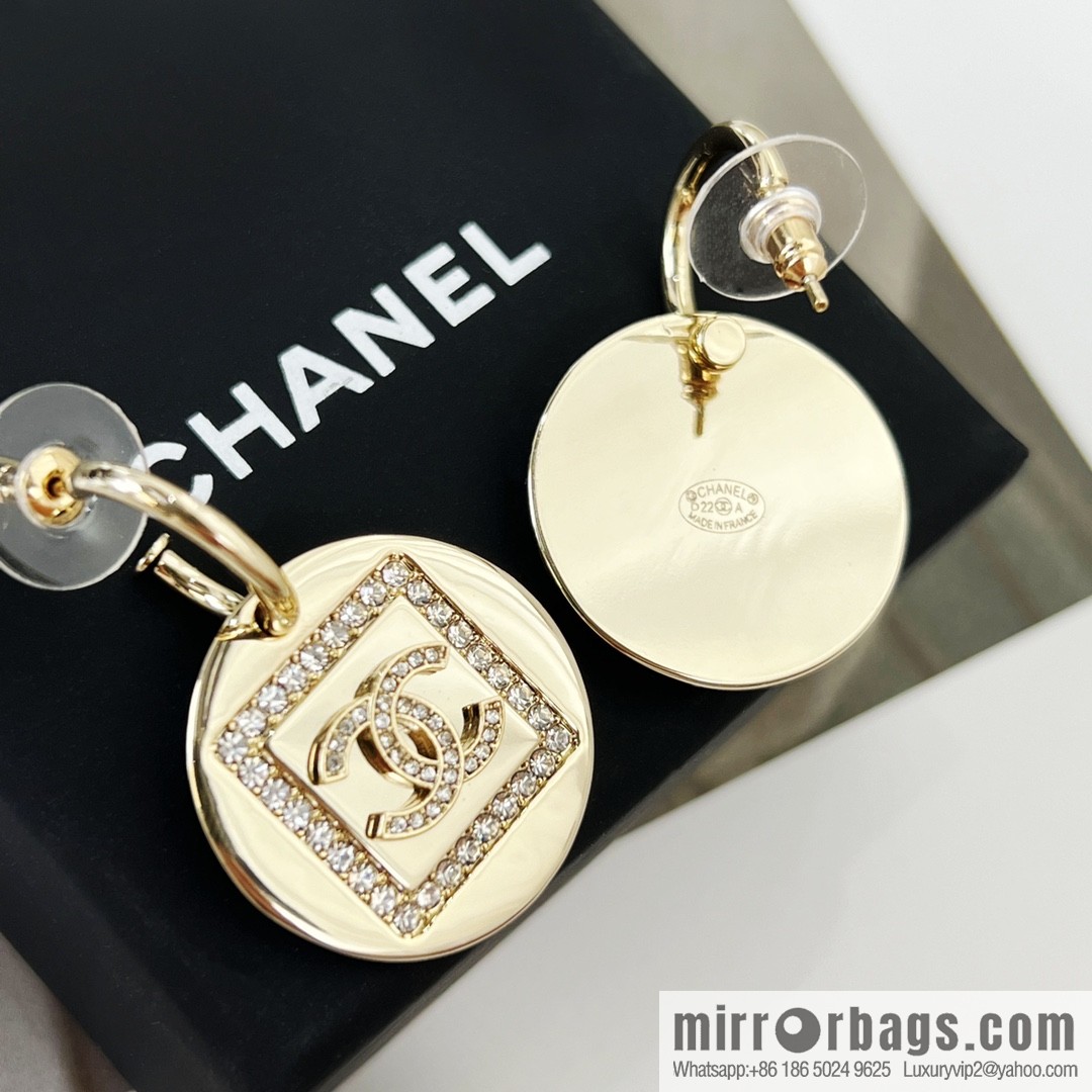 New ☑️ Chanel c2 gold double c round stud earrings