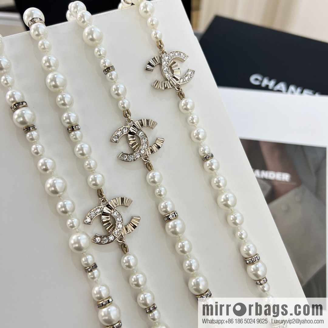 New ☑️ Chanel double c pearl necklace sweater chain
