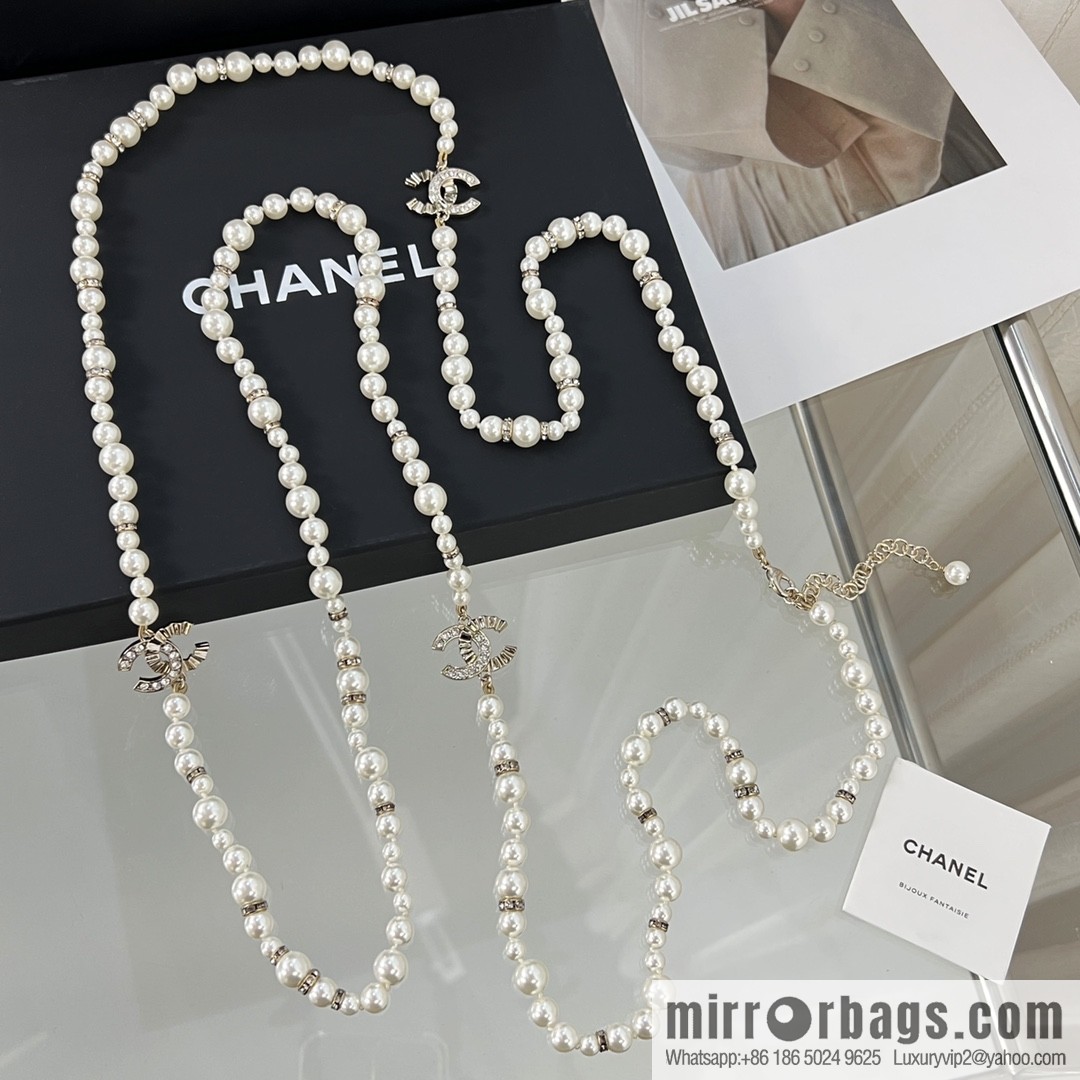 New ☑️ Chanel double c pearl necklace sweater chain