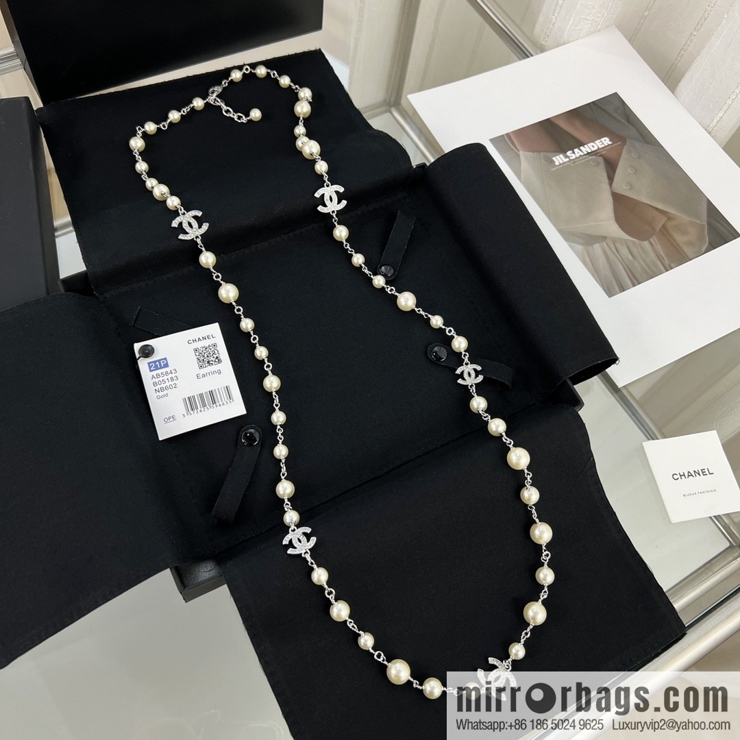 New ☑️ Chanel double c pearl necklace sweater chain
