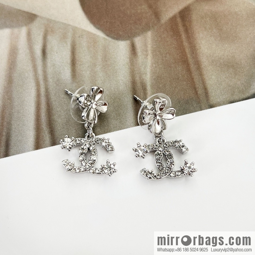 New ☑️ Chanel c1 double c four-leaf clover stud earrings