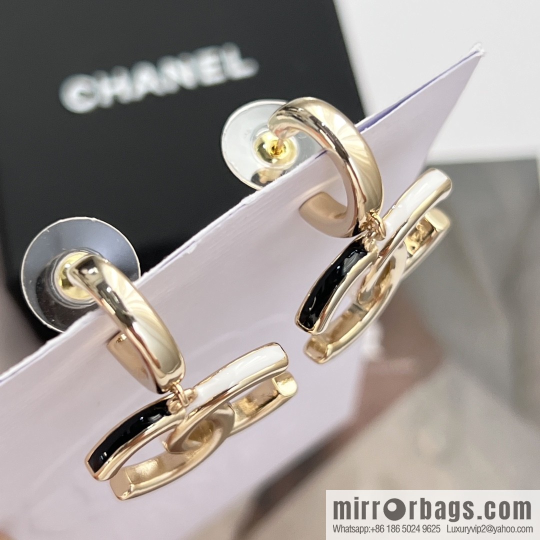 New ☑️ Chanel c2 double c stud earrings