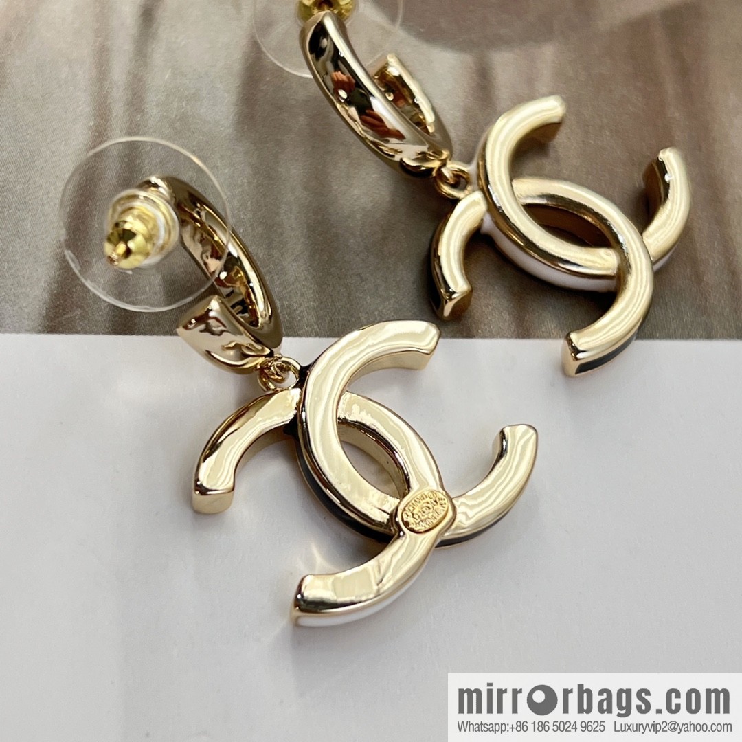 New ☑️ Chanel c2 double c stud earrings