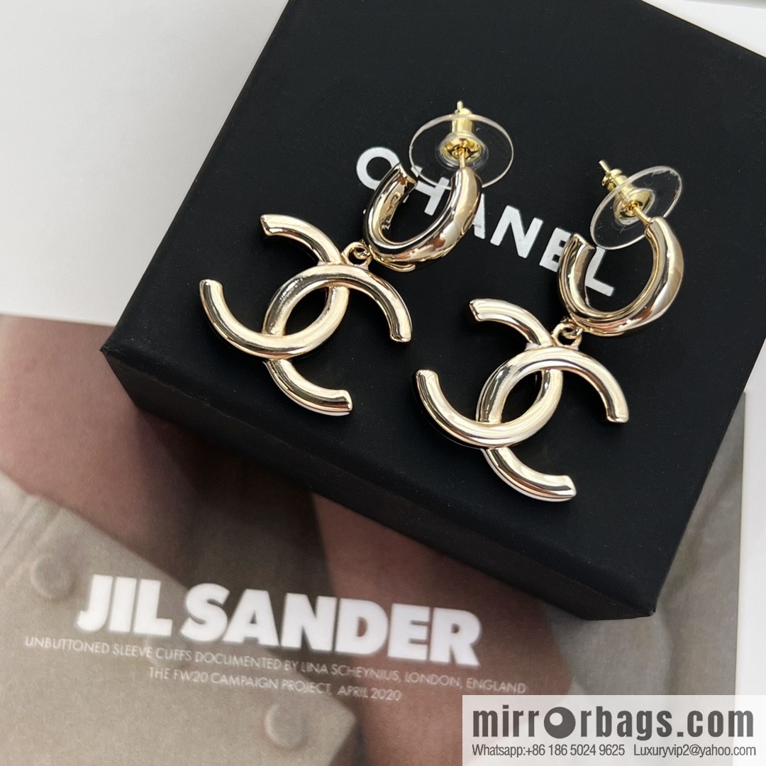 New ☑️ Chanel c2 double c stud earrings