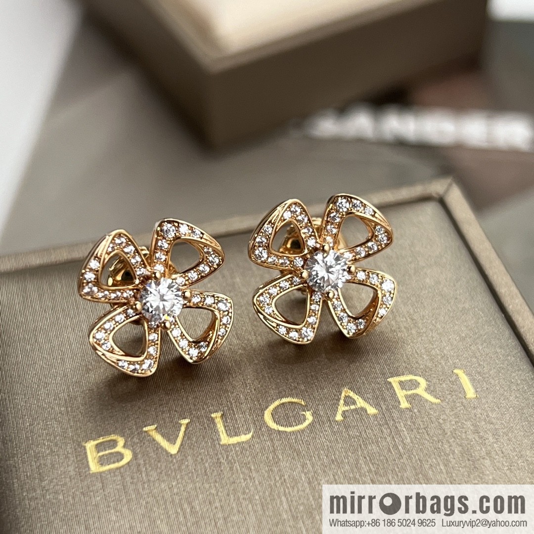 BVLGARI Bulgari series, four-leaf clover stud earrings