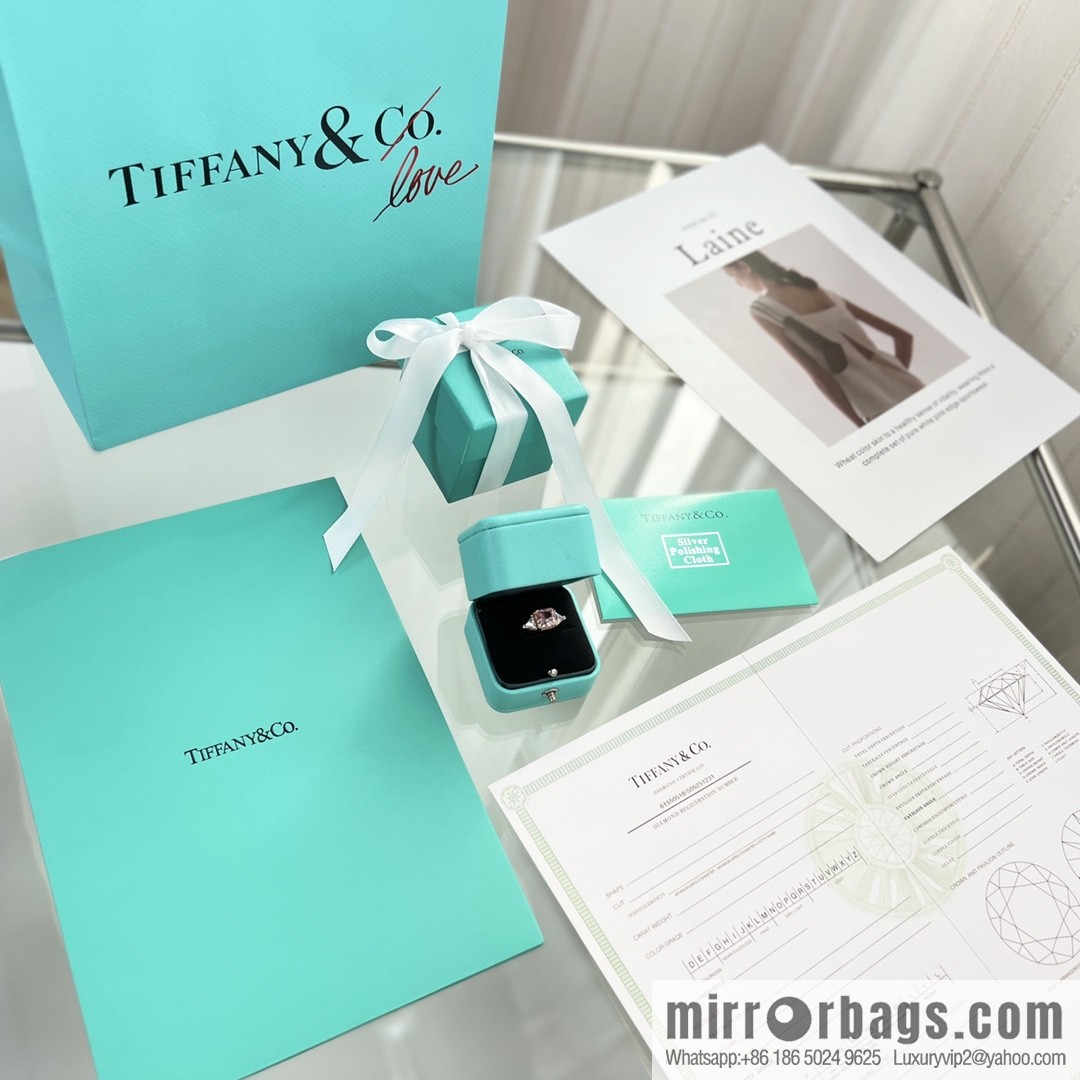 New ☑️ TIFFANY & Co. Tiffany & Co. Square pink diamond ring
