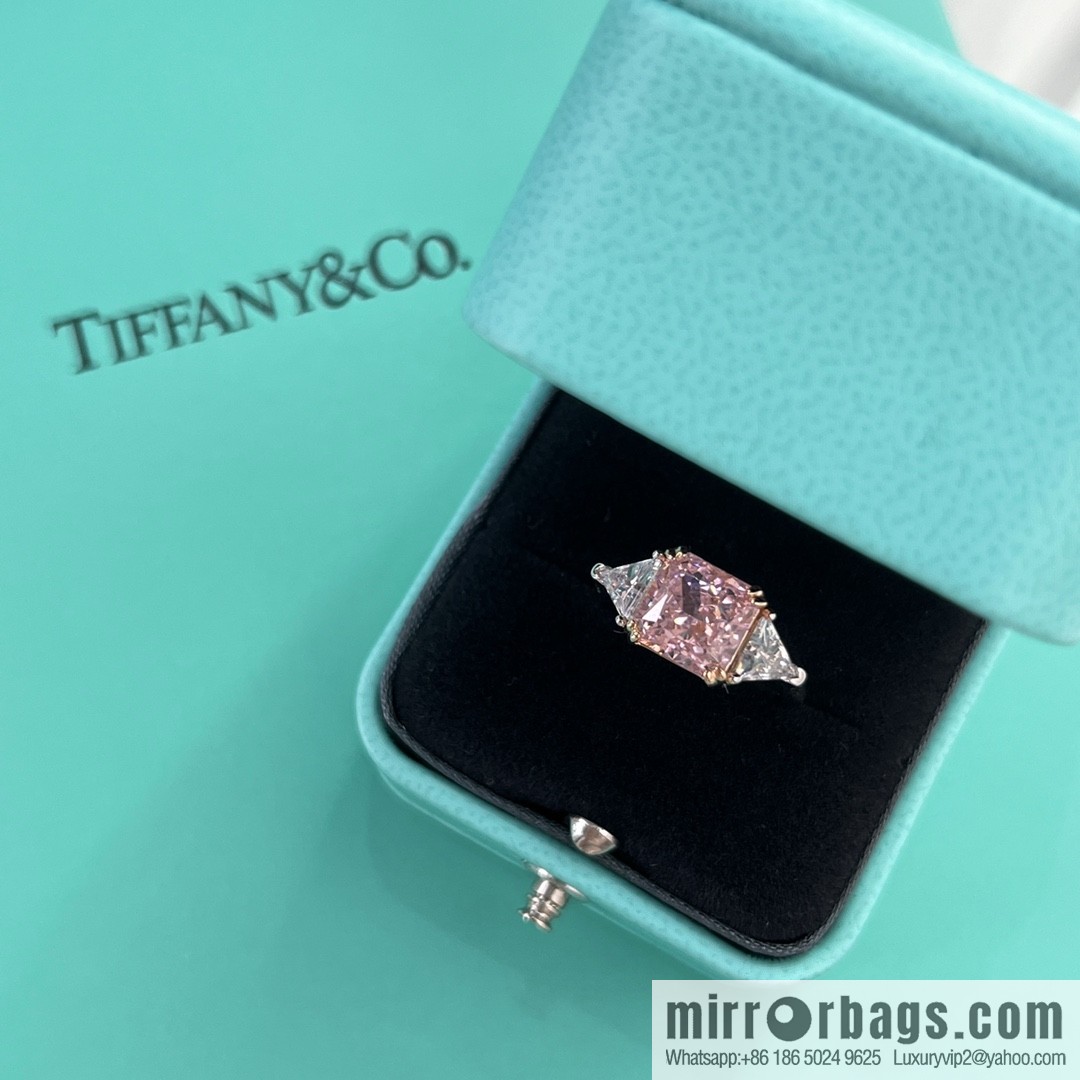 New ☑️ TIFFANY & Co. Tiffany & Co. Square pink diamond ring