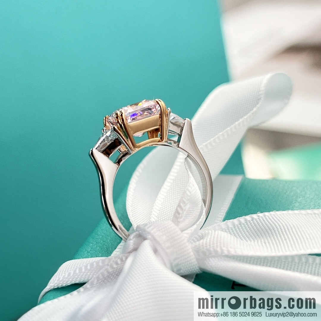 New ☑️ TIFFANY & Co. Tiffany & Co. Square pink diamond ring