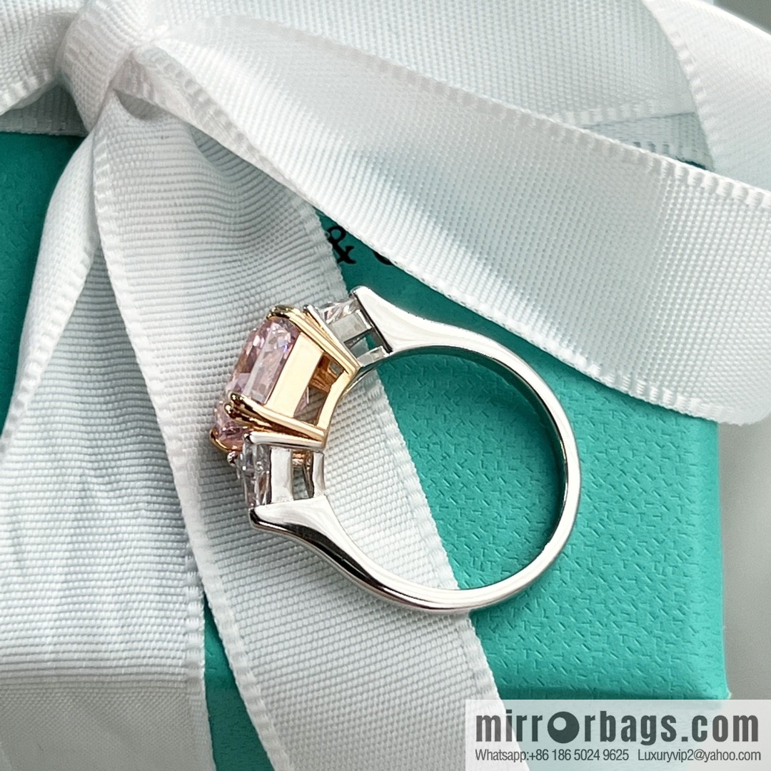 New ☑️ TIFFANY & Co. Tiffany & Co. Square pink diamond ring