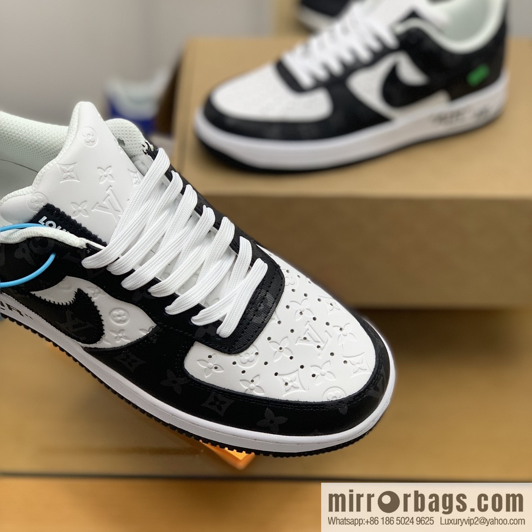 LV Louis Vuitton, classic Monogram and Damier element patchwork A JL sneakers