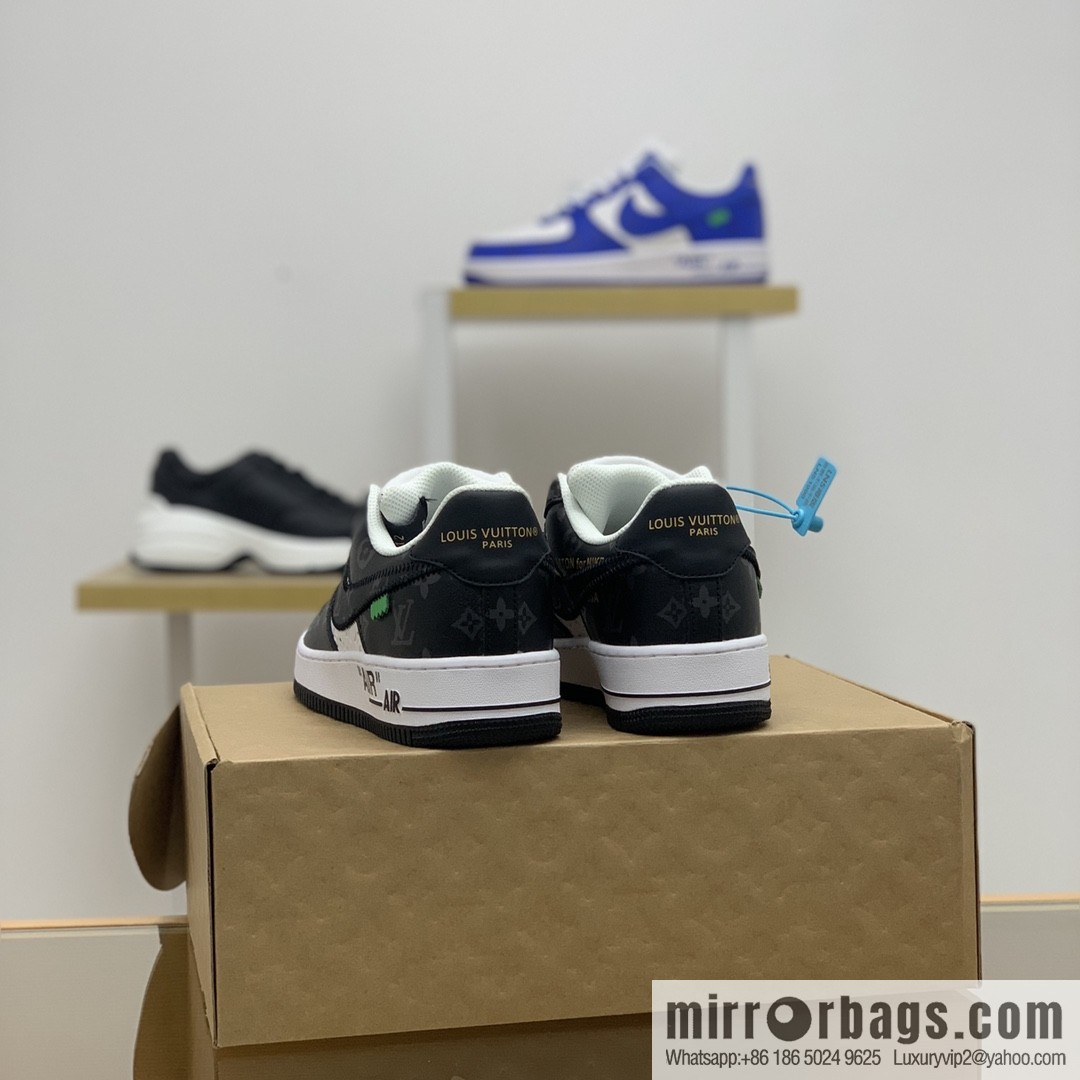 LV Louis Vuitton, classic Monogram and Damier element patchwork A JL sneakers