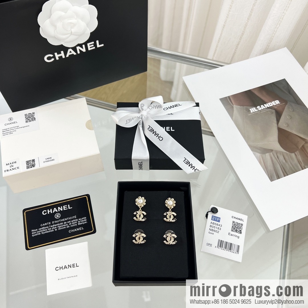 New ☑️ Chanel double c stud earrings