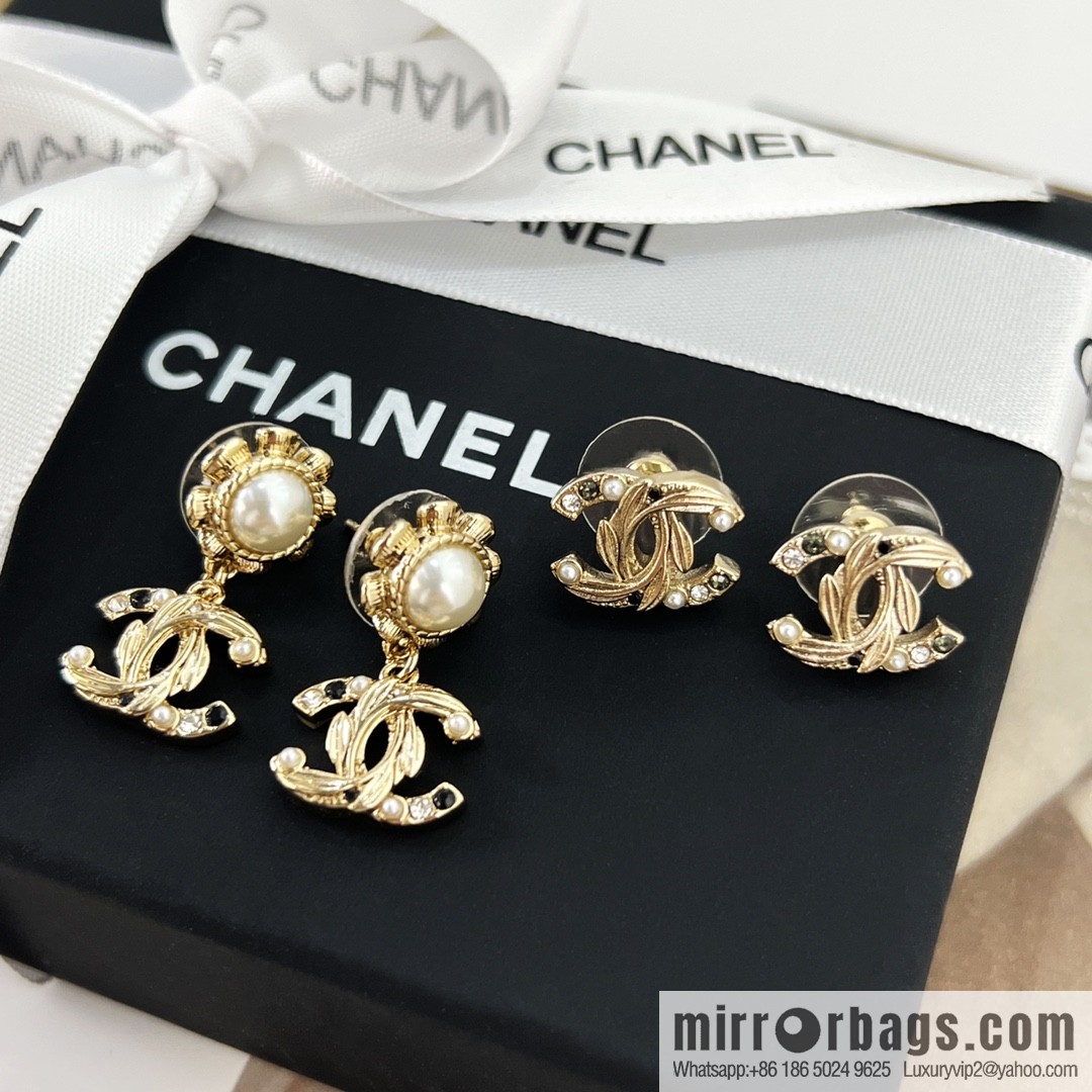 New ☑️ Chanel double c stud earrings