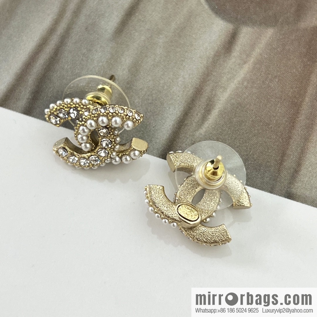 New ☑️ Chanel double c half diamond half pearl stud earrings