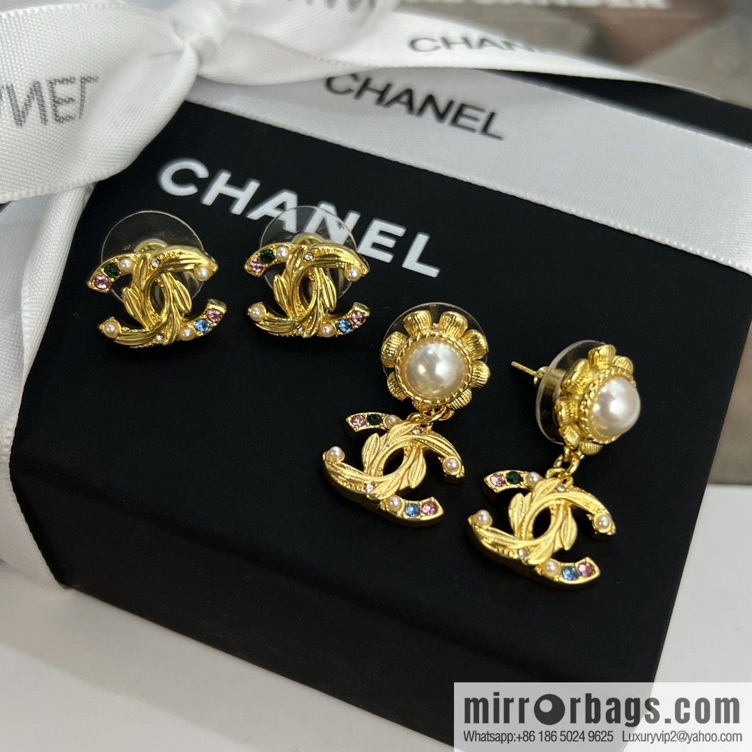 New ☑️ Chanel double c stud earrings