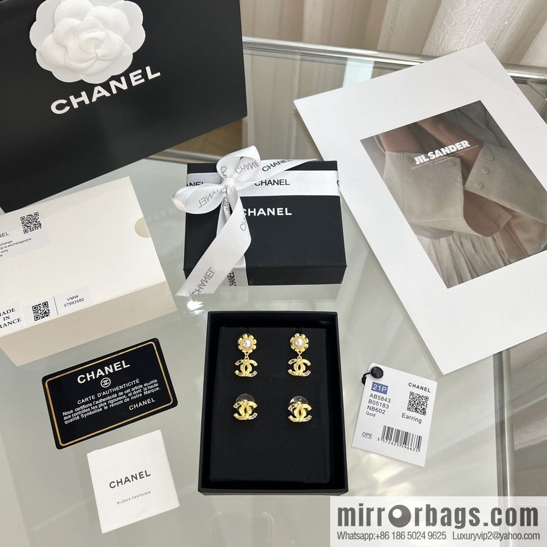 New ☑️ Chanel double c stud earrings