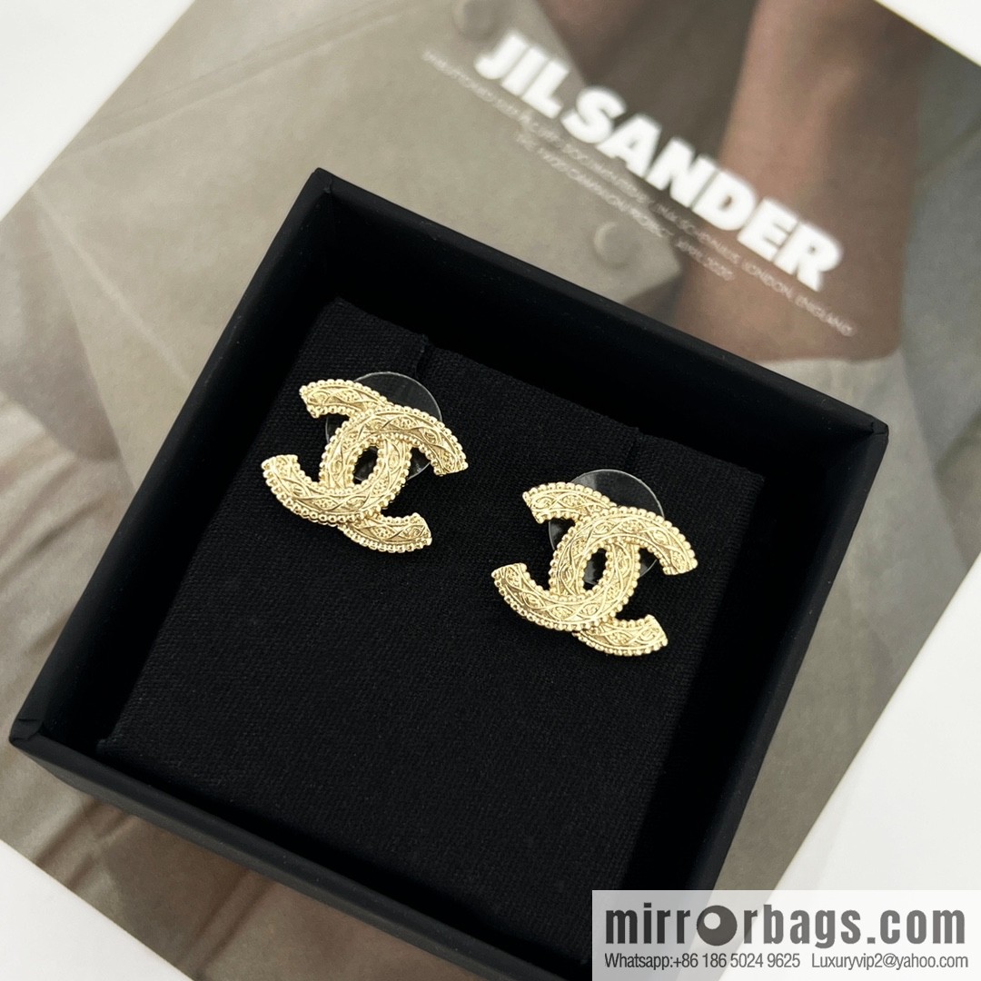 New ☑️ Chanel double c stud earrings