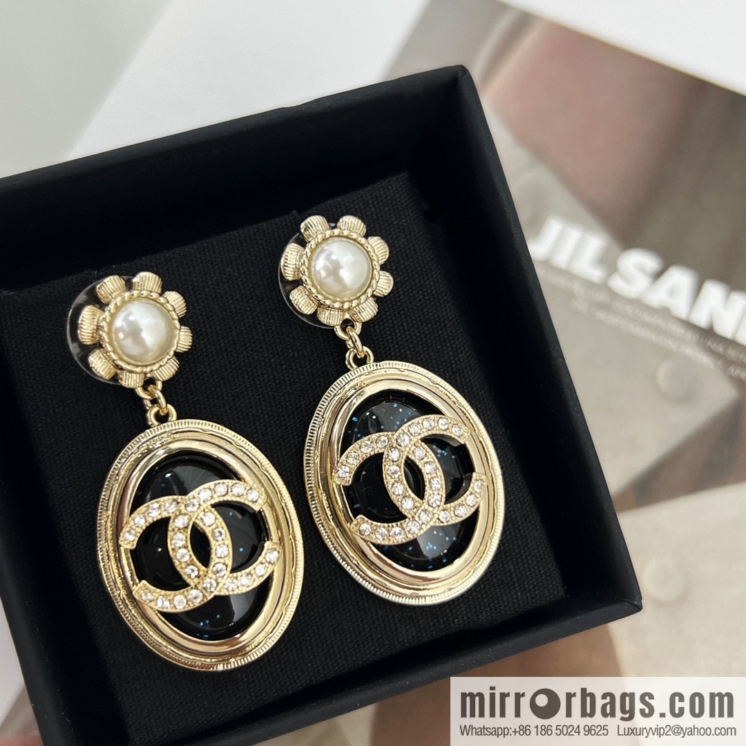 New ☑️ Chanel double c black water drop stud earrings