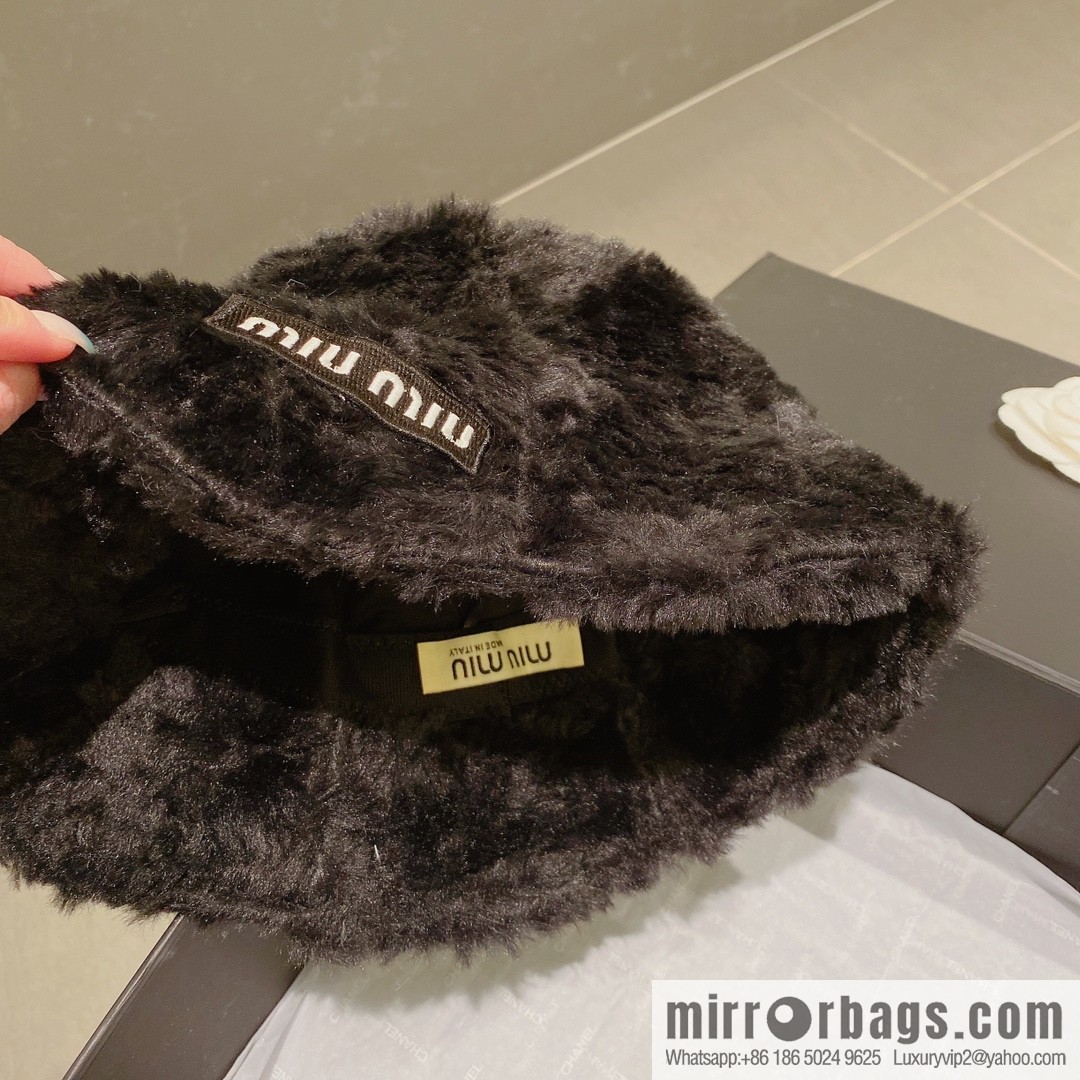 Miumiu 2022 autumn and winter new rabbit fur bucket hat