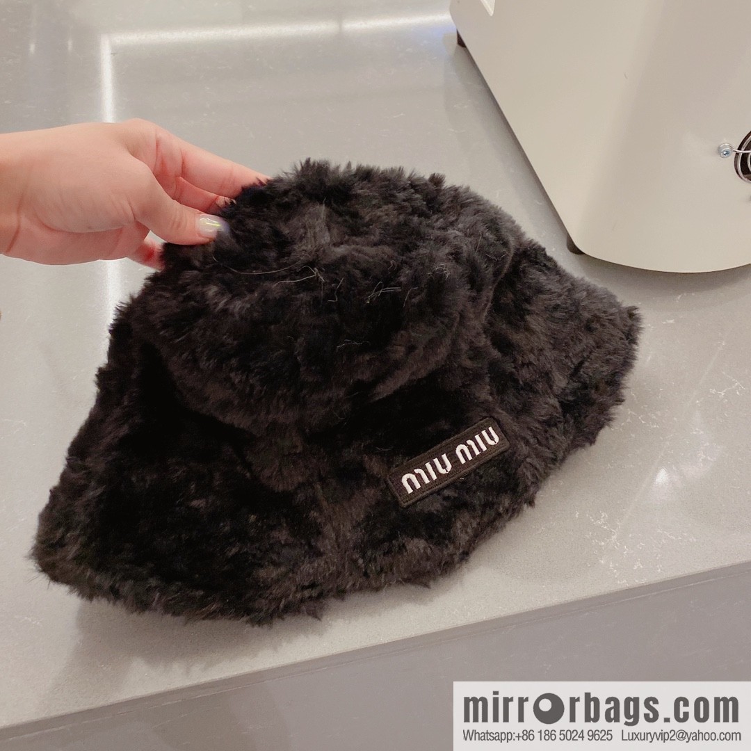 Miumiu 2022 autumn and winter new rabbit fur bucket hat