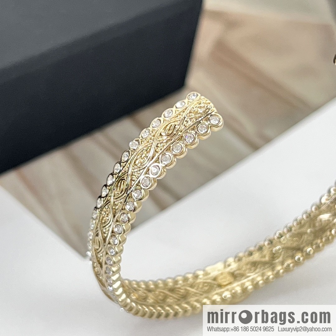 New ☑️ Chanel Double C Full Diamond Bracelet Bracelet