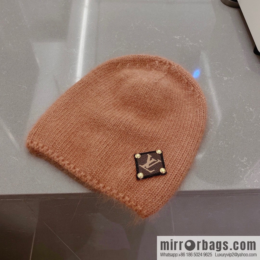 LV Louis Vuitton 2022 autumn and winter new wool knitted wool hat