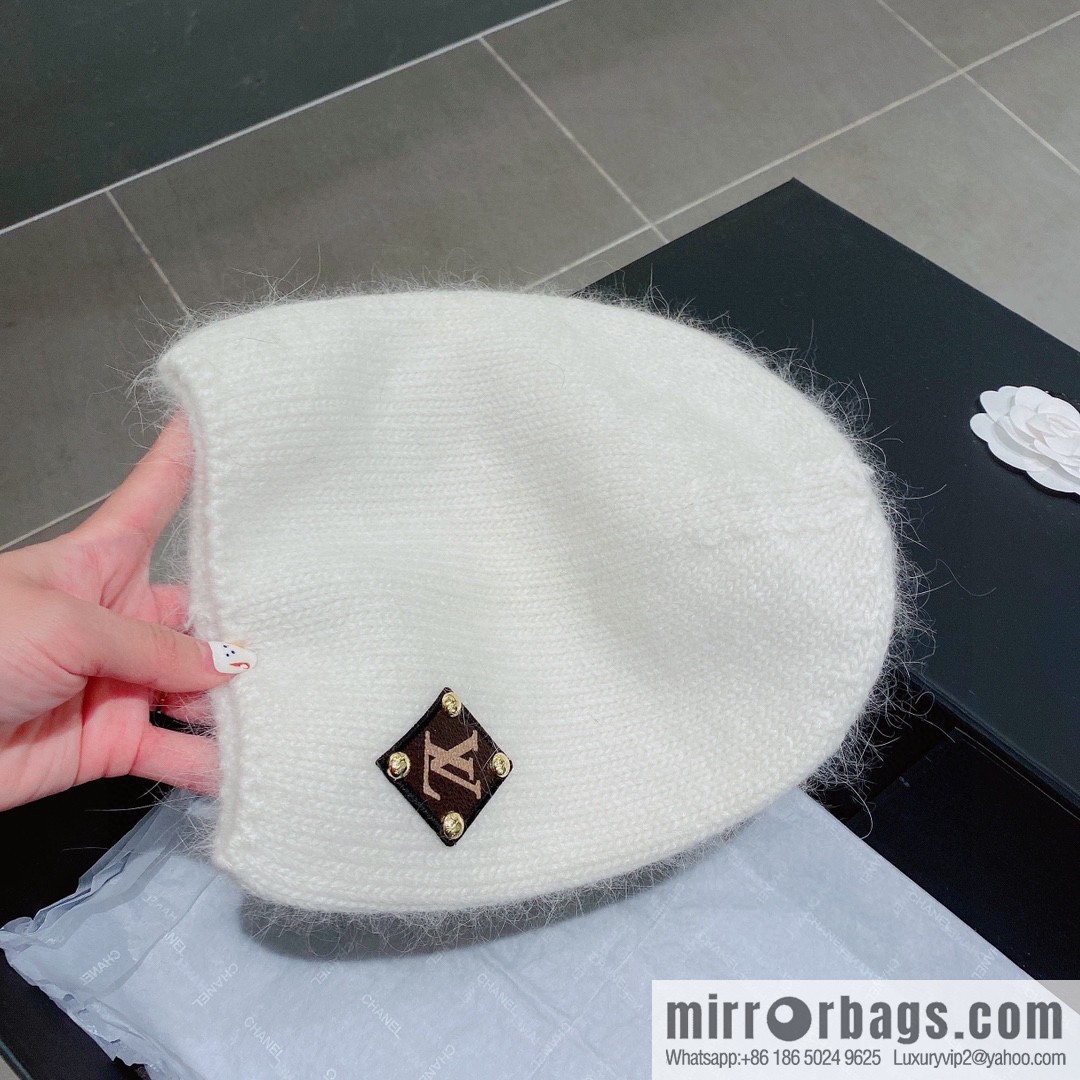 LV Louis Vuitton 2022 autumn and winter new wool knitted wool hat