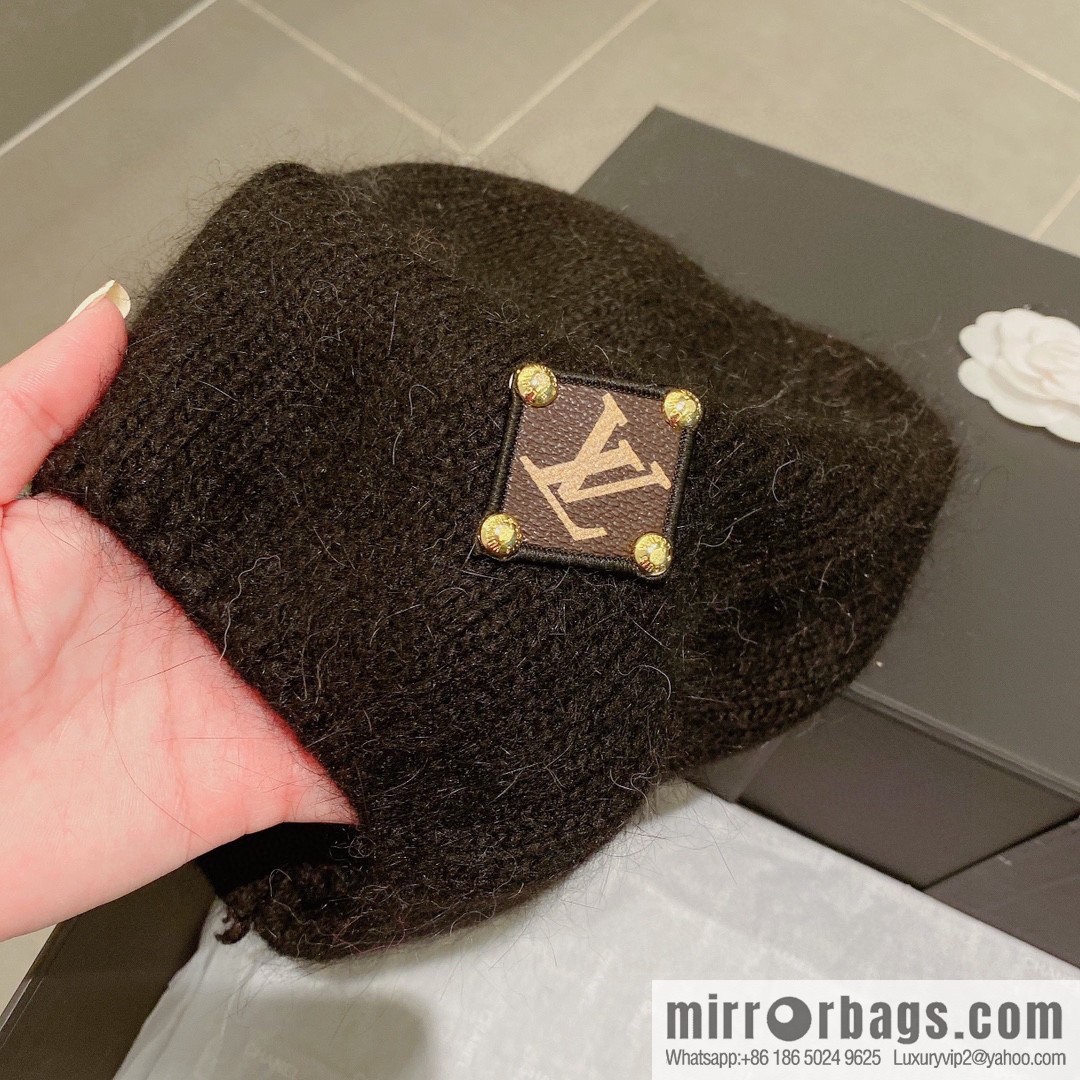 LV Louis Vuitton 2022 autumn and winter new wool knitted wool hat