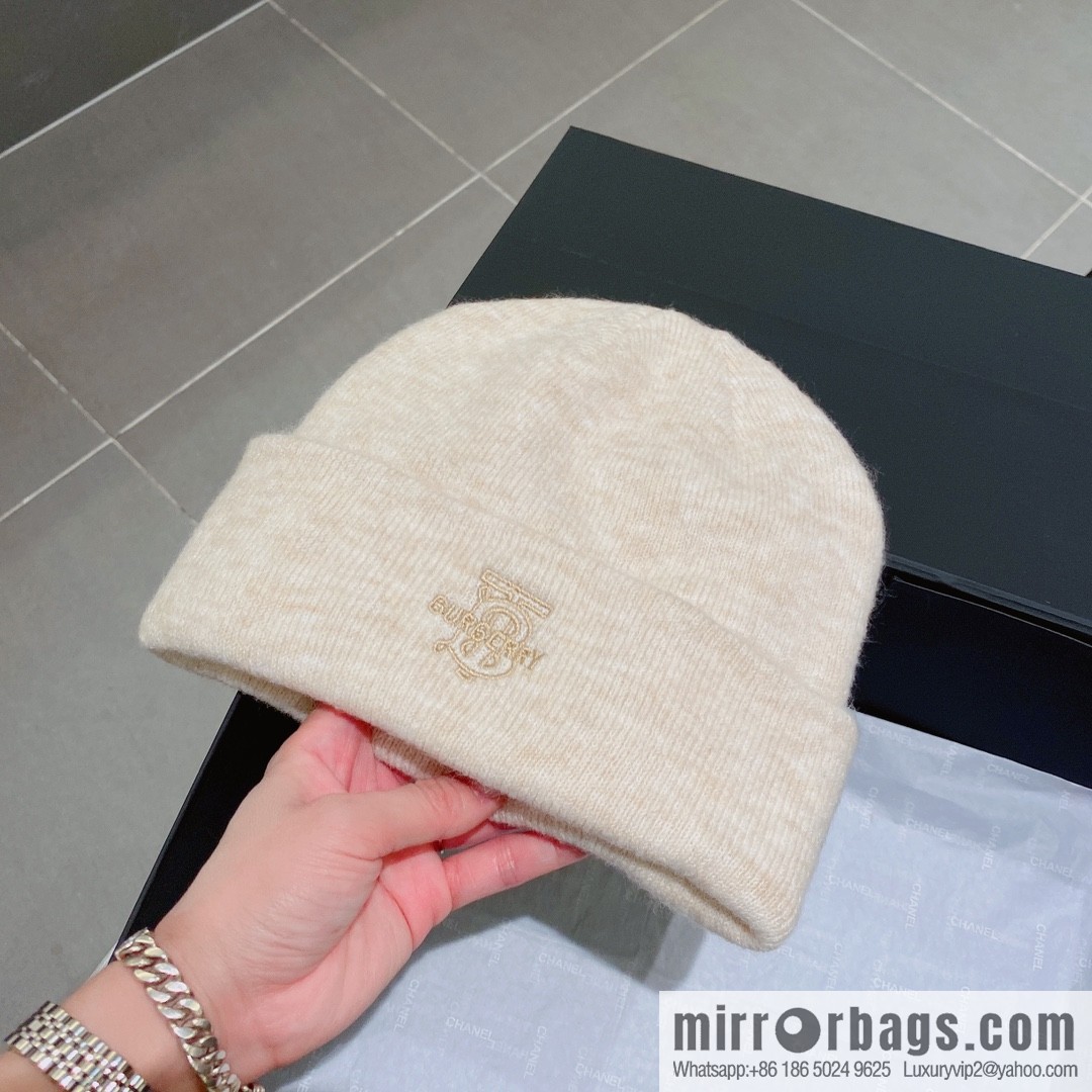 Burberry 2022 autumn and winter new wool knitted hat