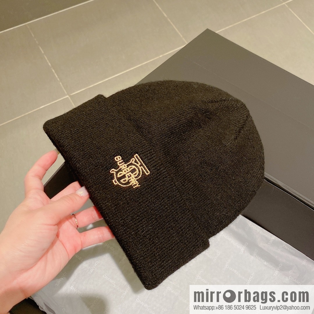 Burberry 2022 autumn and winter new wool knitted hat