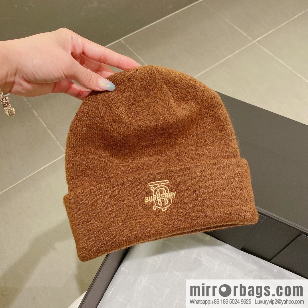 Burberry 2022 autumn and winter new wool knitted hat