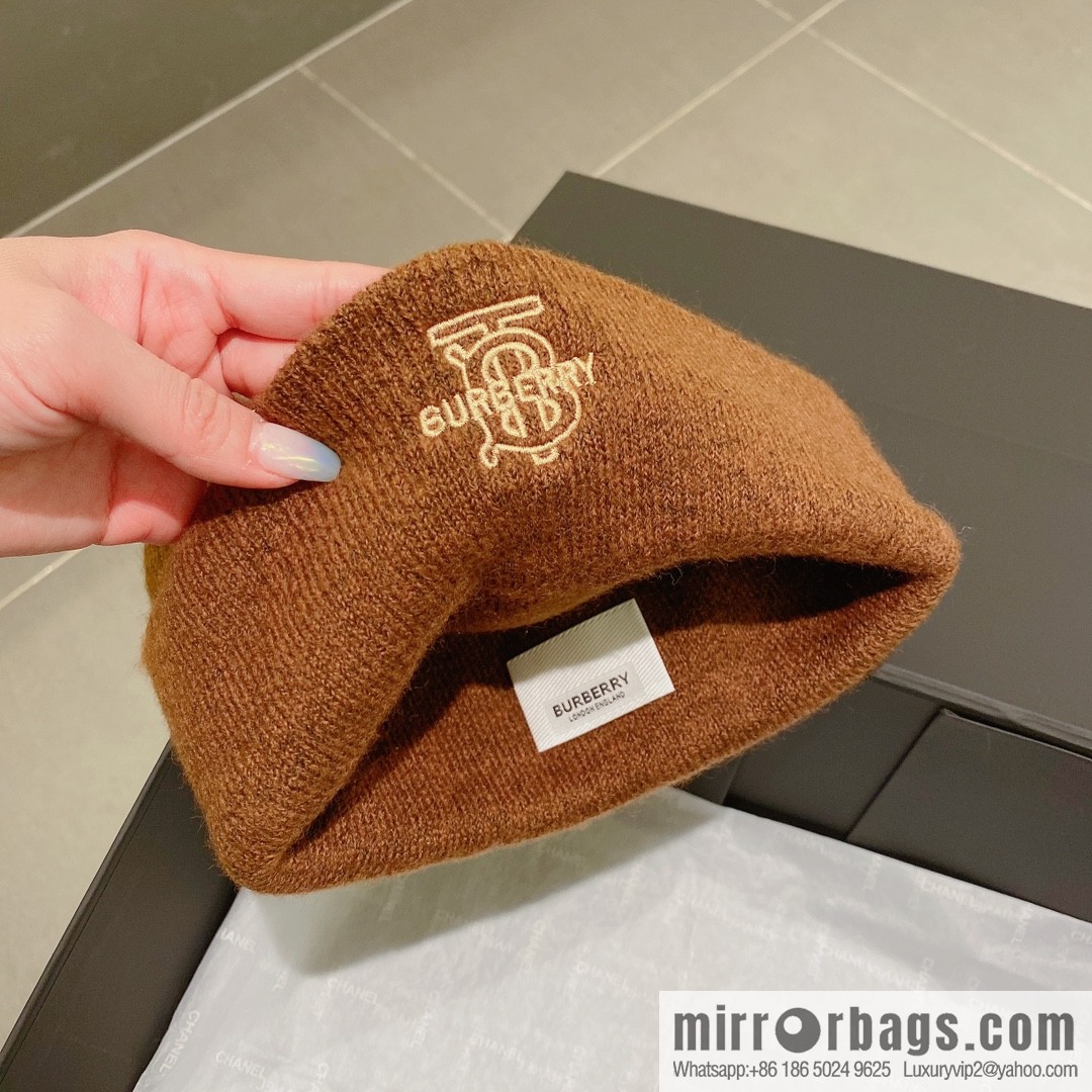 Burberry 2022 autumn and winter new wool knitted hat
