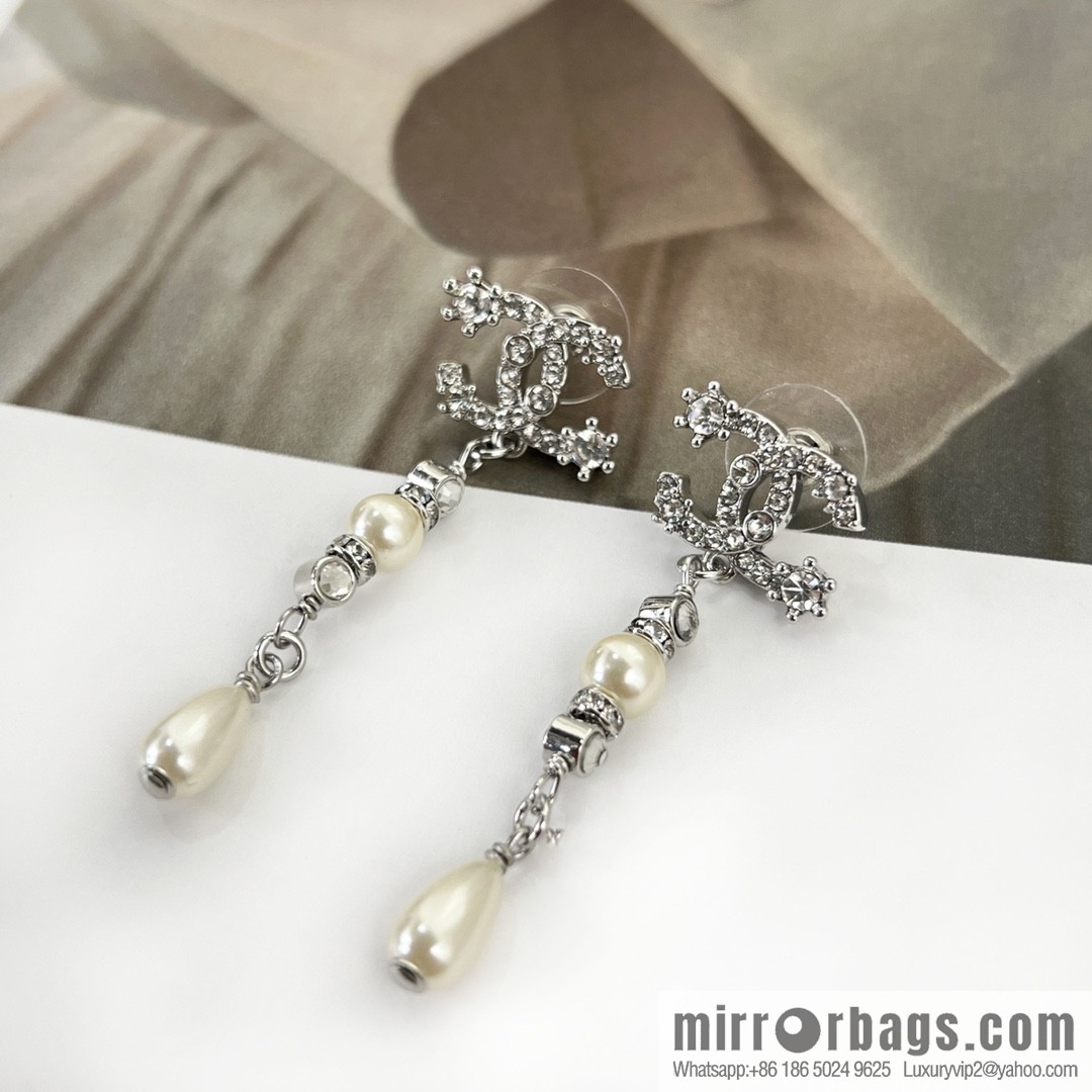 New ☑️ Chanel double c star pearl stud earrings