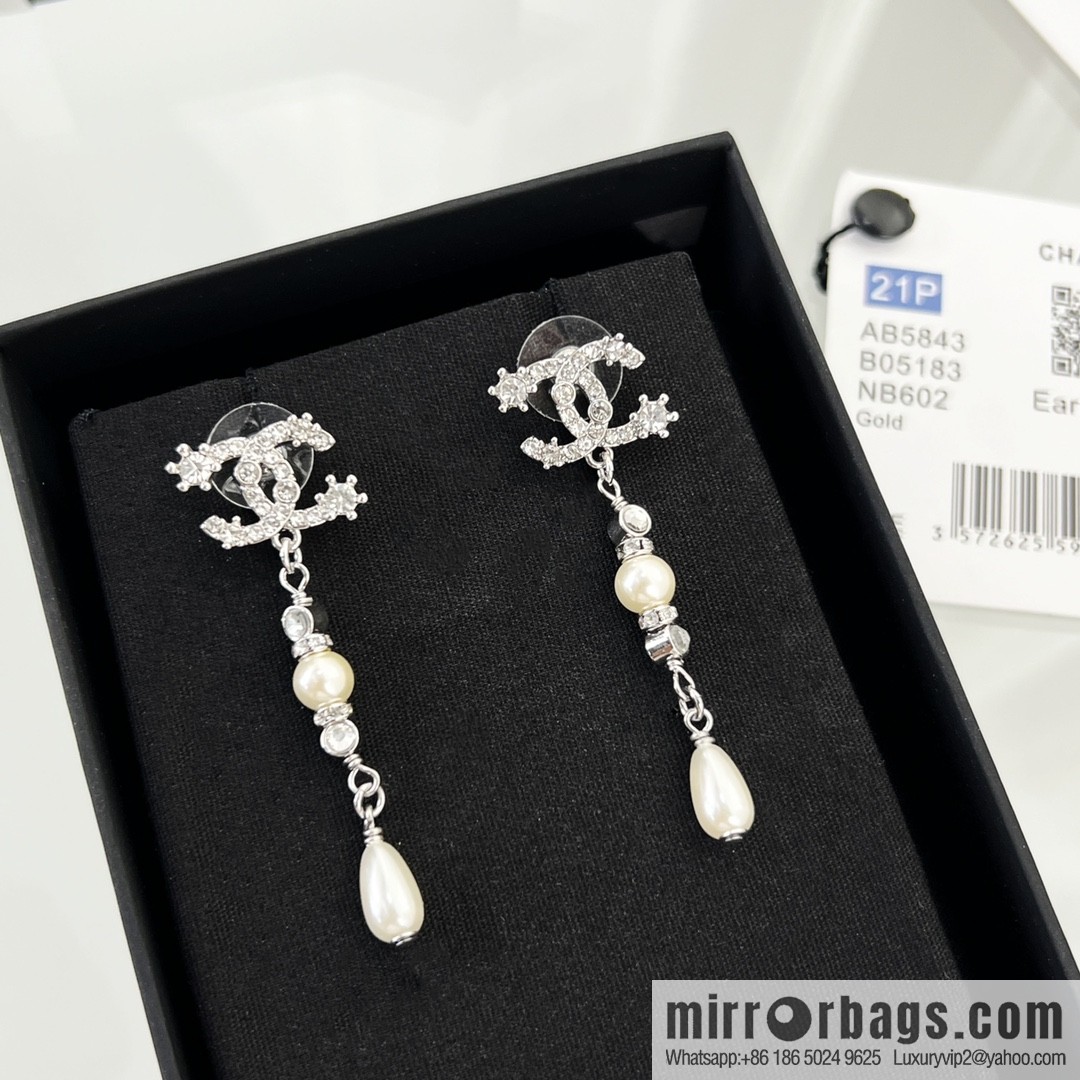 New ☑️ Chanel double c star pearl stud earrings