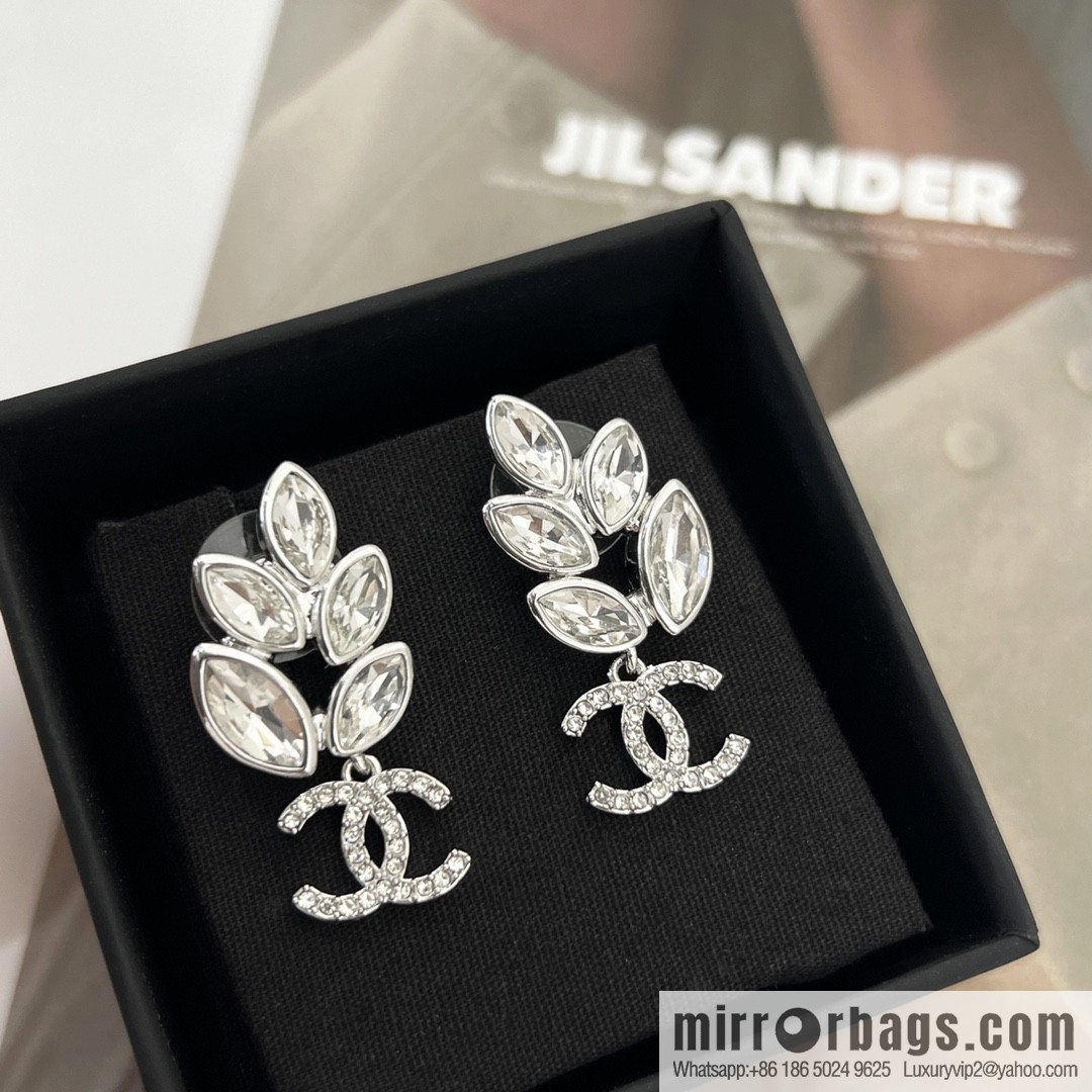 New ☑️ Chanel double c wheat ear horse eye drill earrings