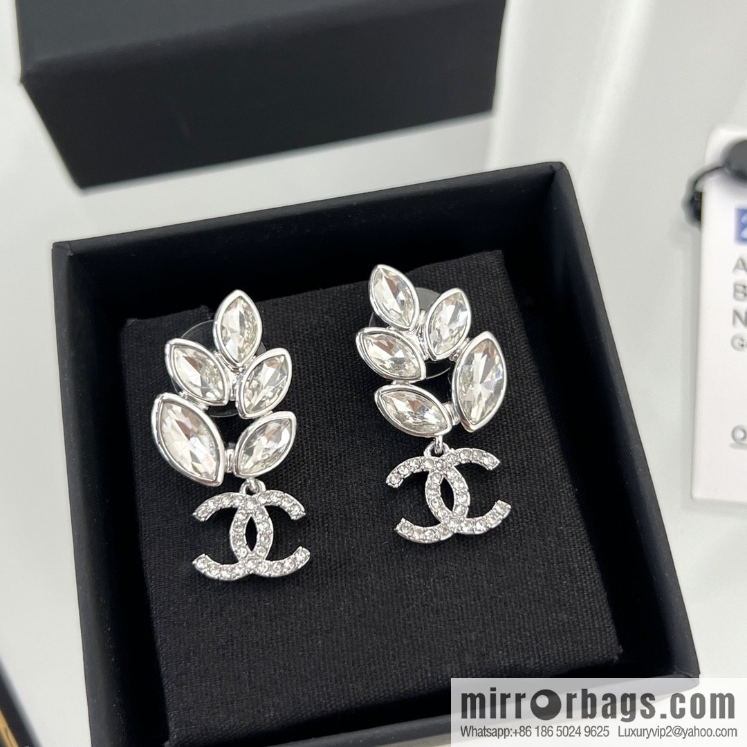 New ☑️ Chanel double c wheat ear horse eye drill earrings