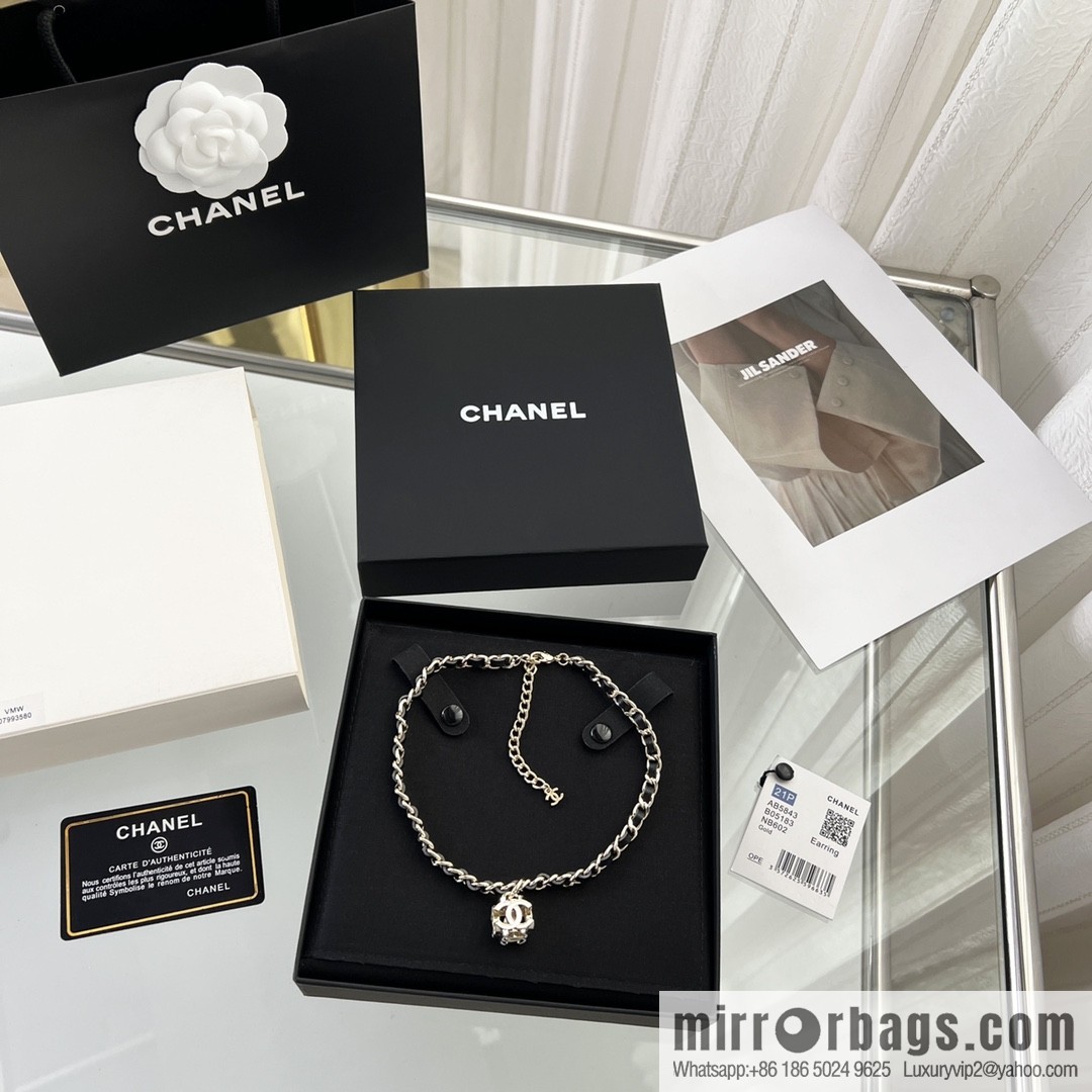 New ☑️ Chanel double c square black leather rope necklace