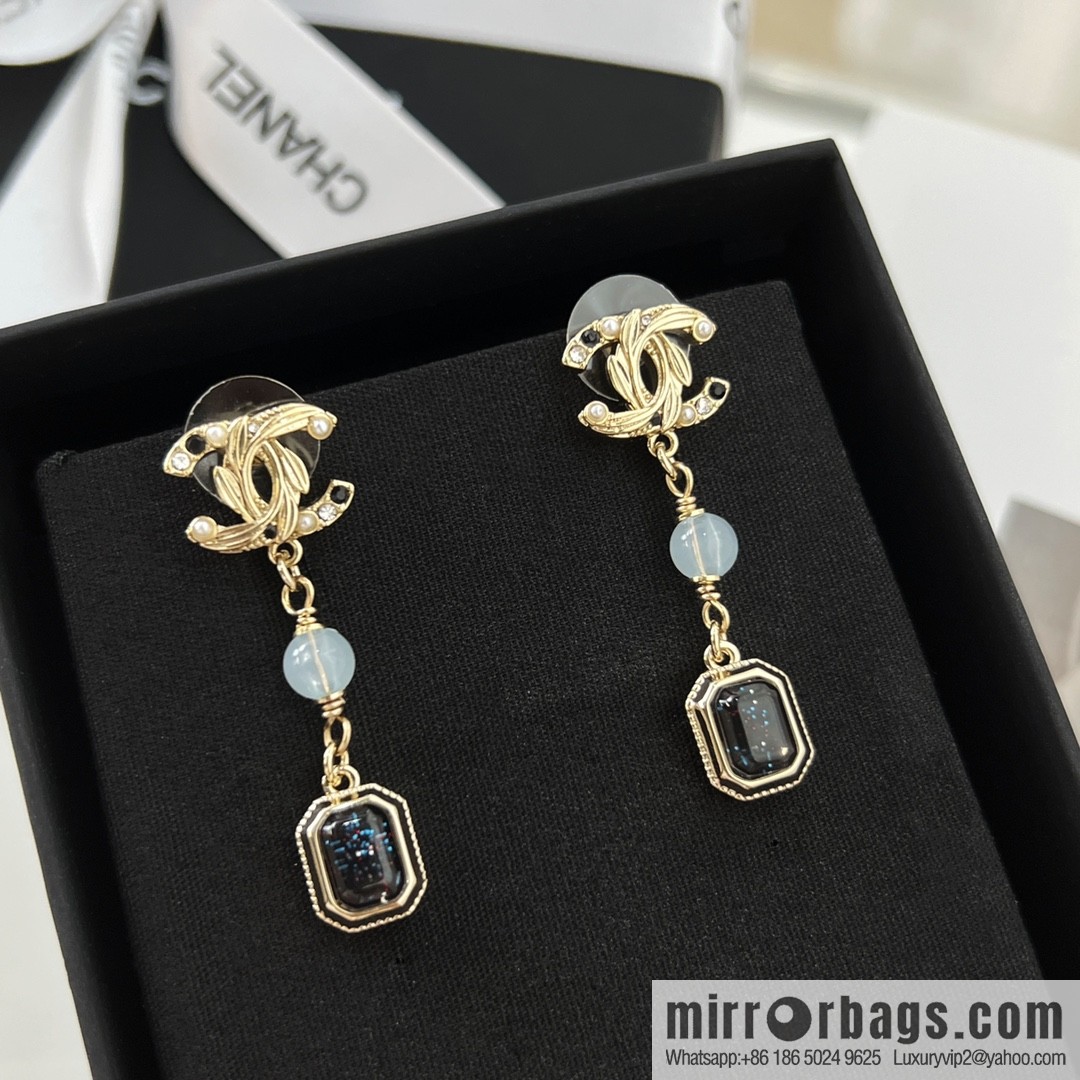 New ☑️ Chanel c3 double c square gemstone stud earrings
