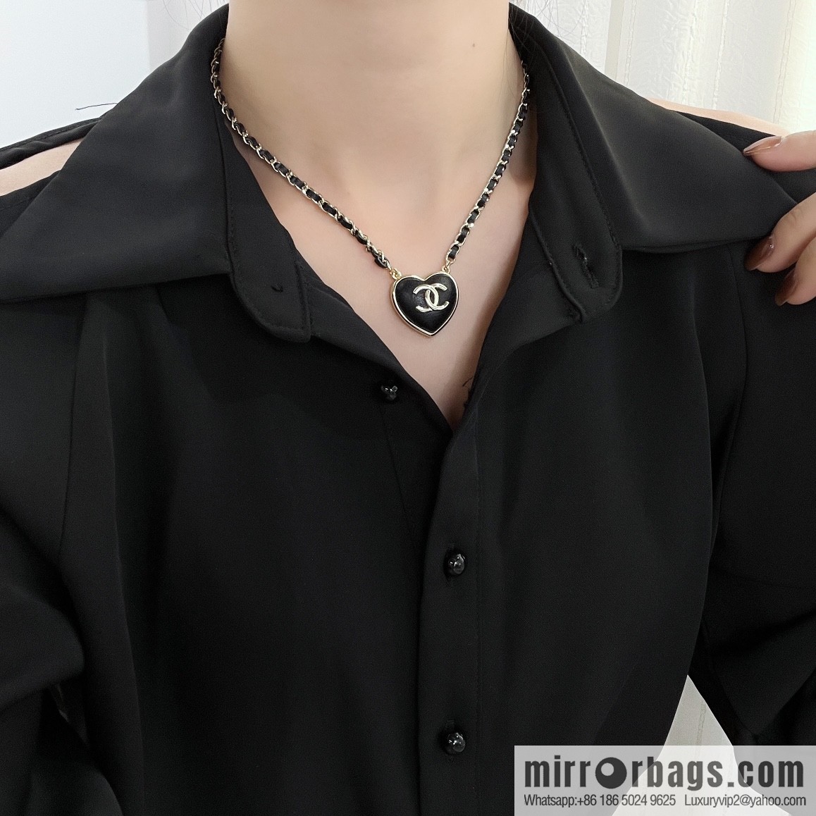 New ☑️ Chanel double c peach heart love necklace