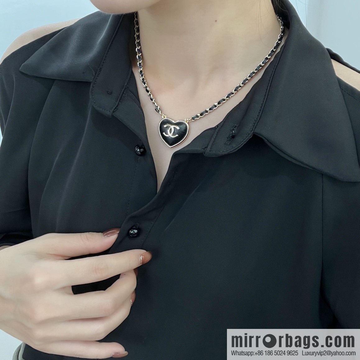 New ☑️ Chanel double c peach heart love necklace