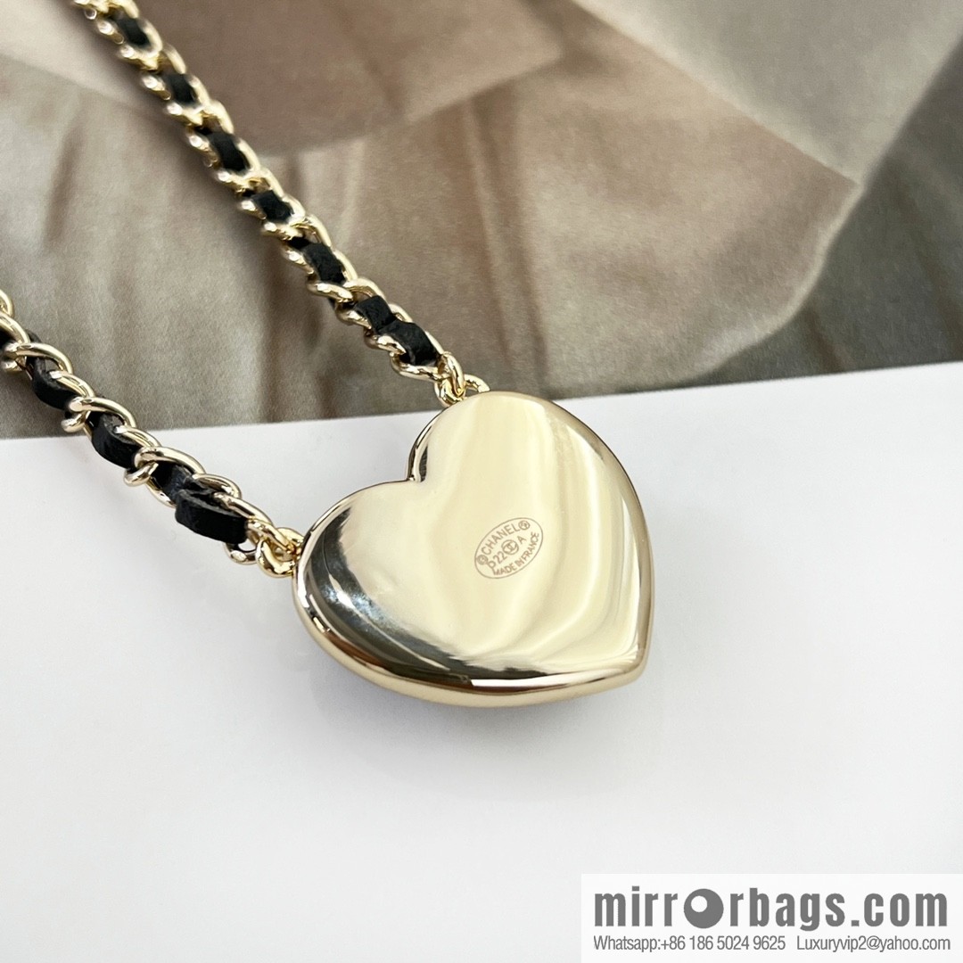 New ☑️ Chanel double c peach heart love necklace