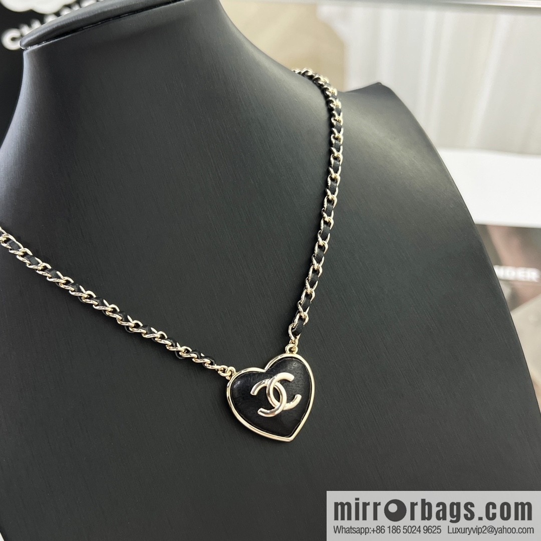 New ☑️ Chanel double c peach heart love necklace